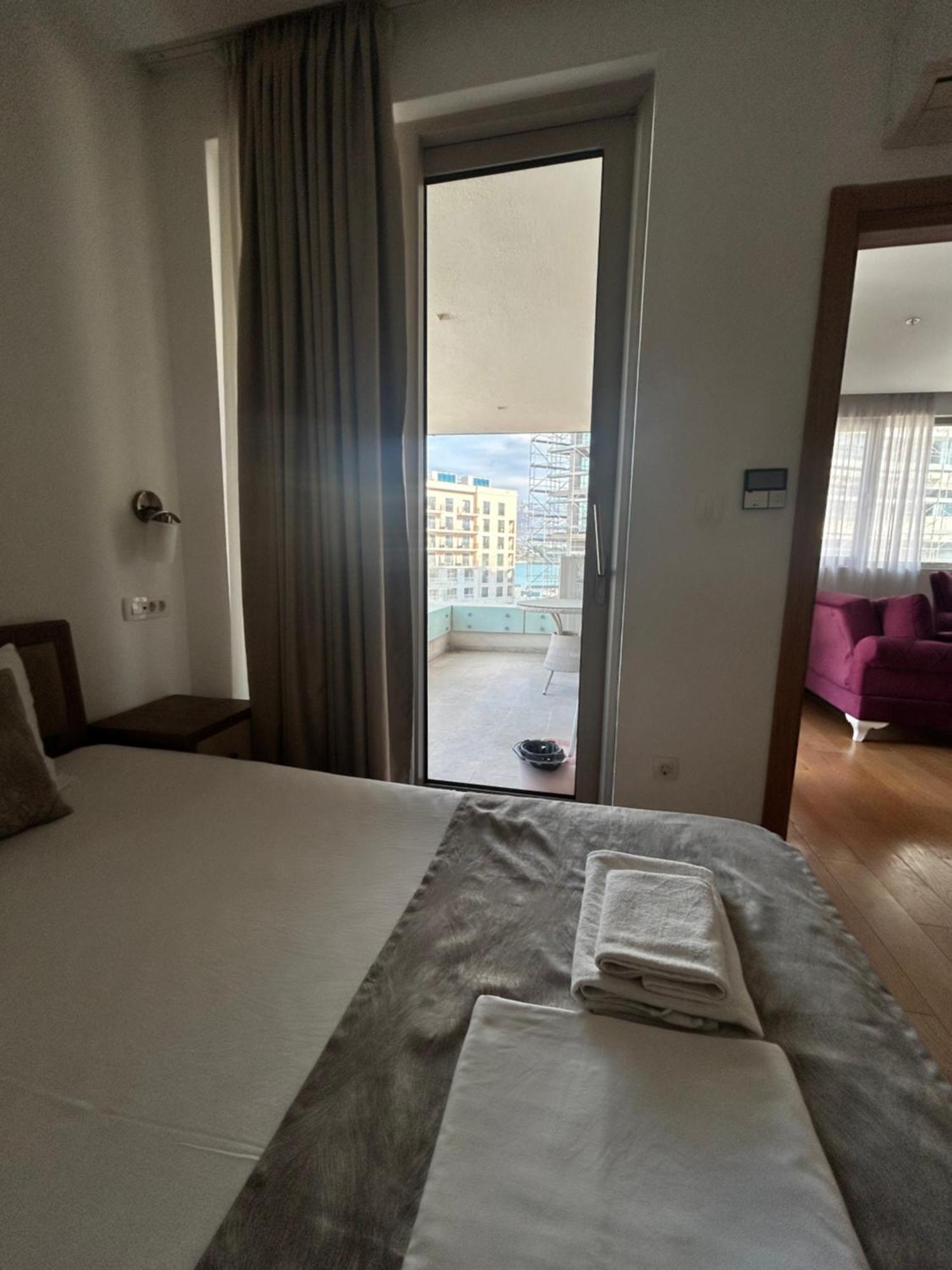 Apartments Krug Budva Eksteriør bilde