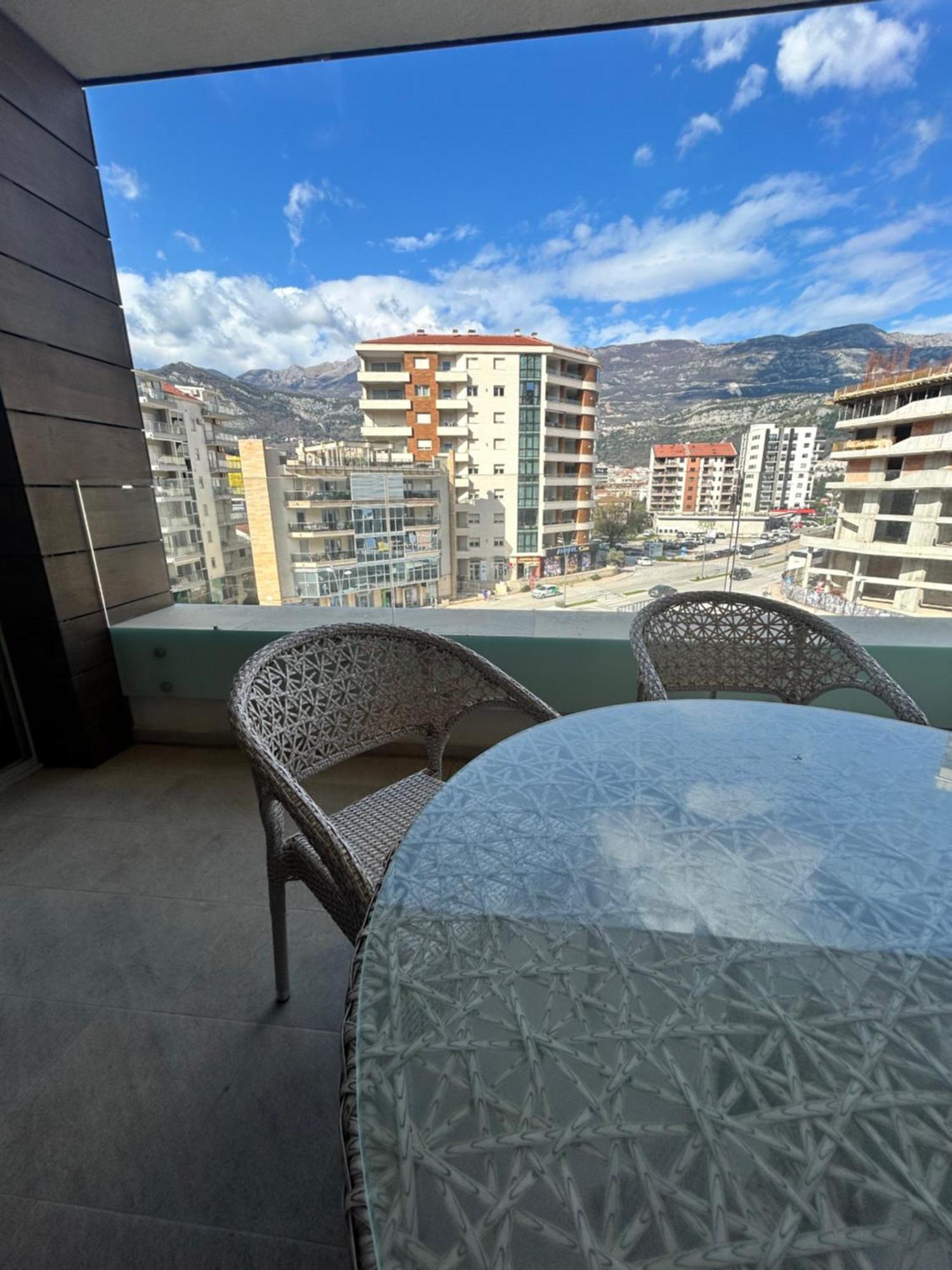 Apartments Krug Budva Eksteriør bilde