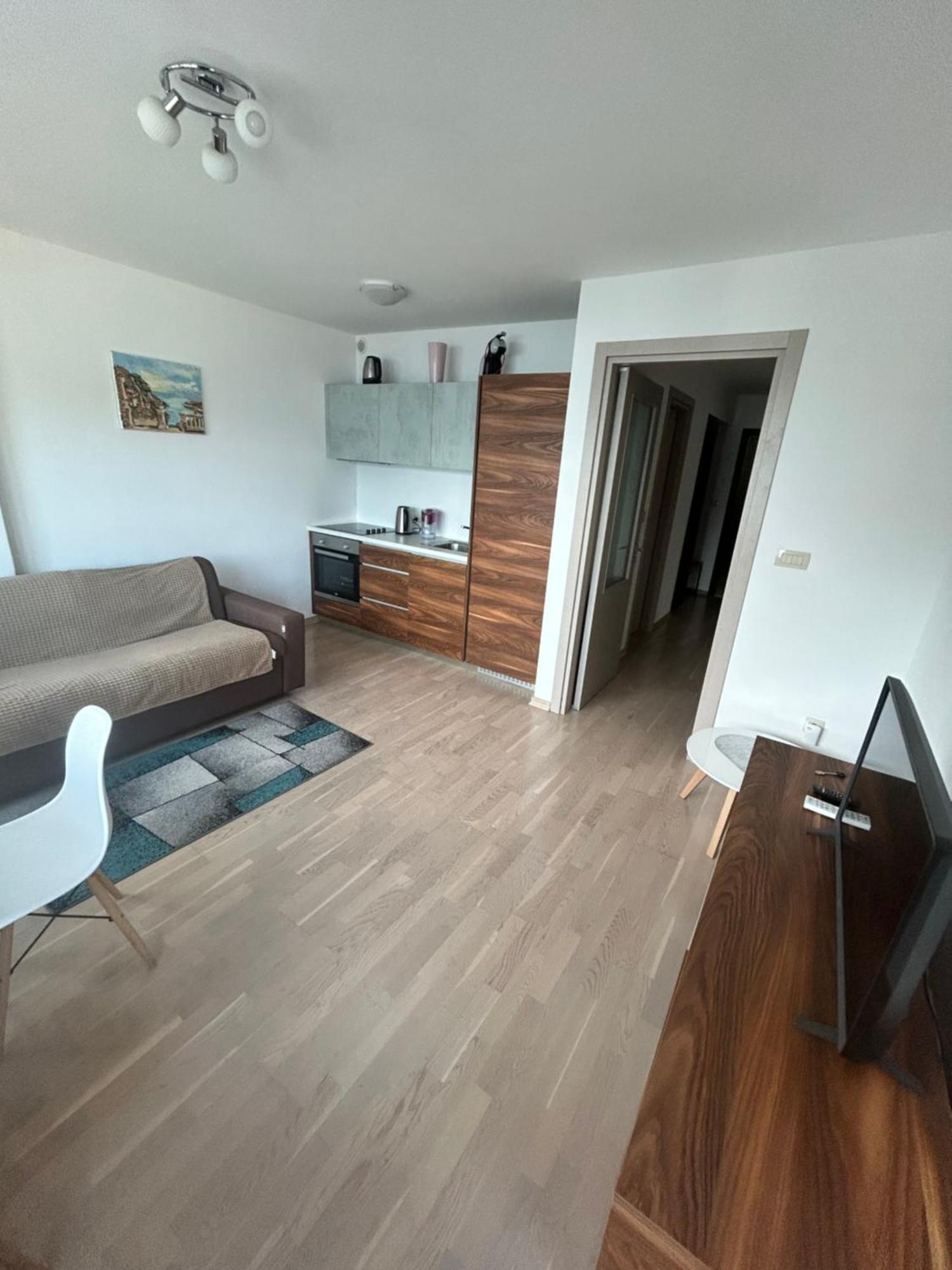Apartments Krug Budva Eksteriør bilde