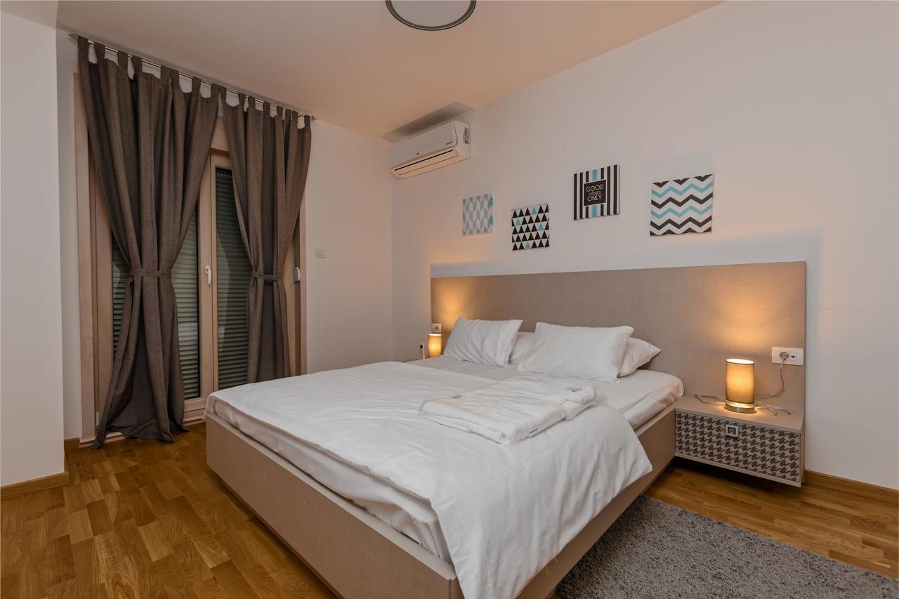 Apartments Krug Budva Eksteriør bilde